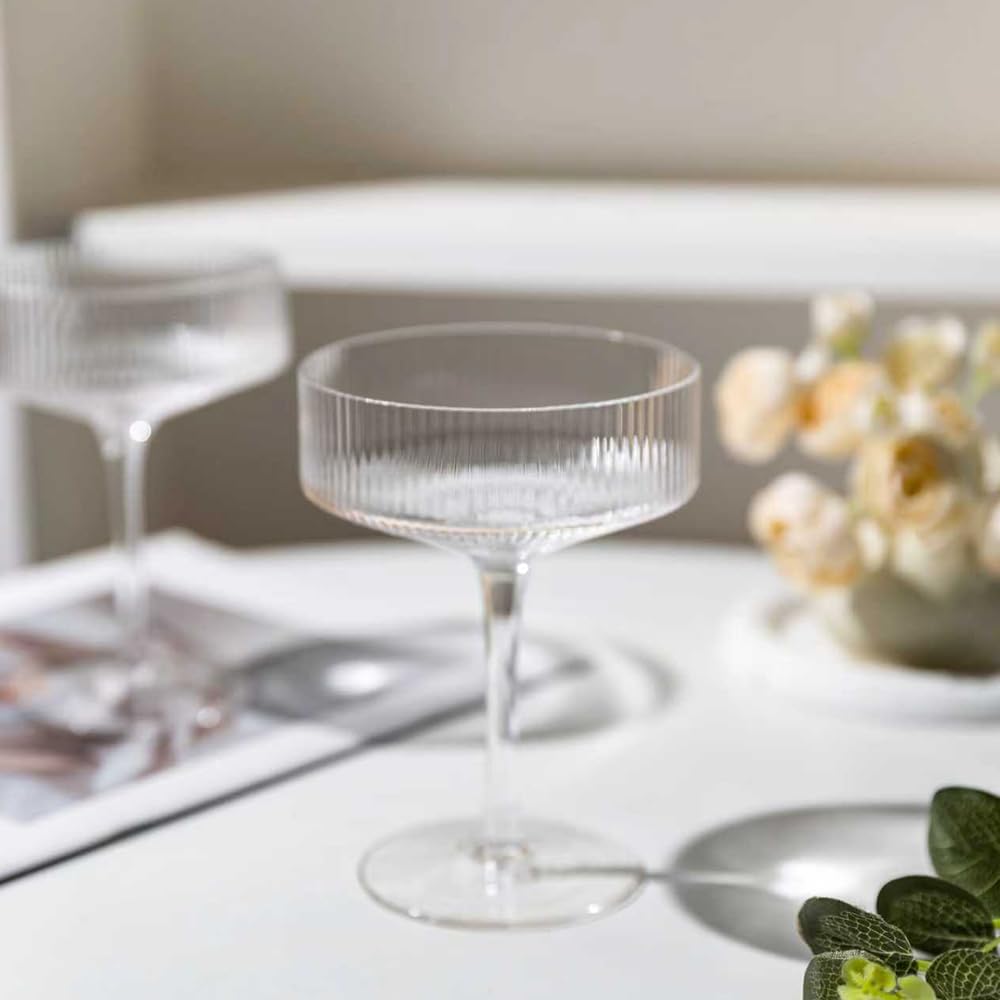 Set of 4 9 oz Coupe Cocktail Glasses B416607