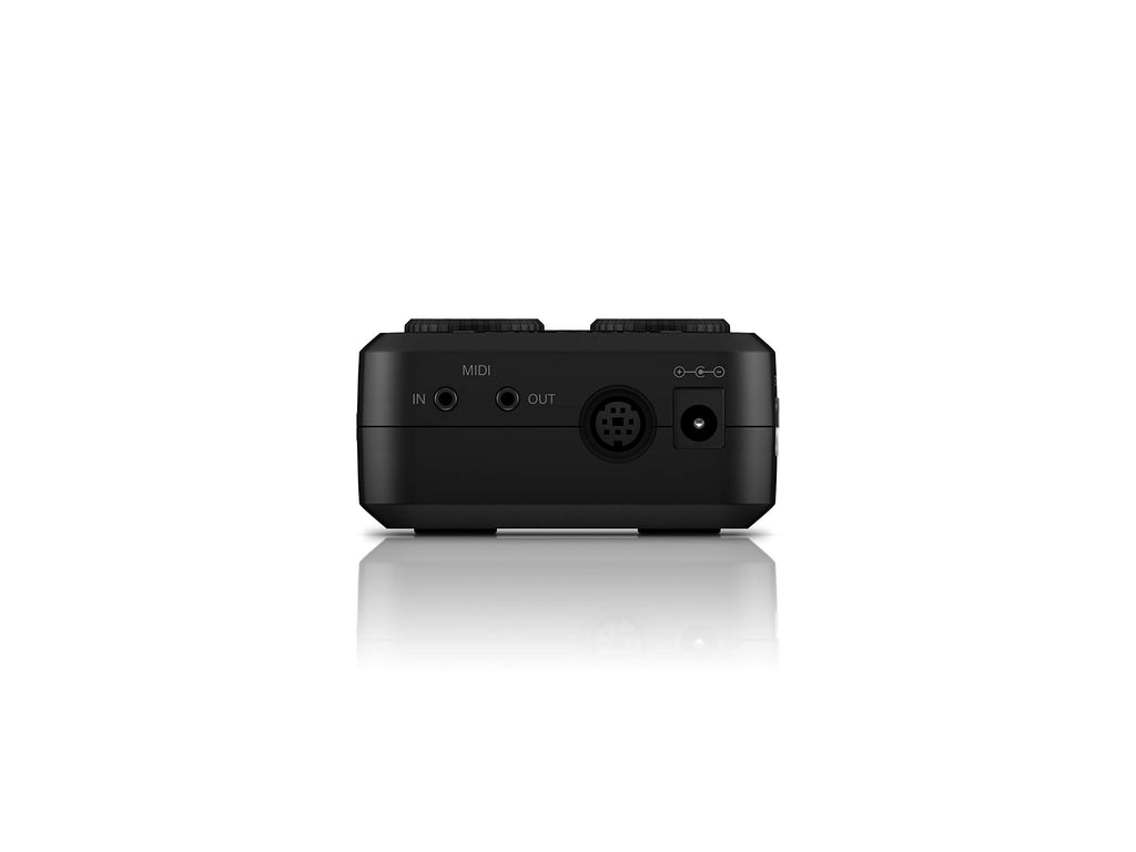 USB Audio Interface with TRS & Headphones Outputs J33047