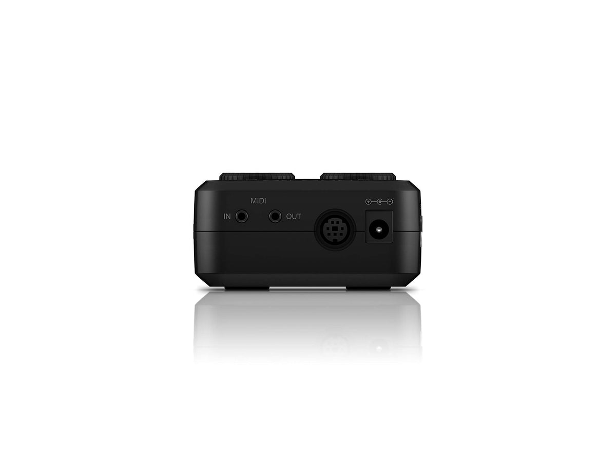USB Audio Interface with TRS & Headphones Outputs J33047