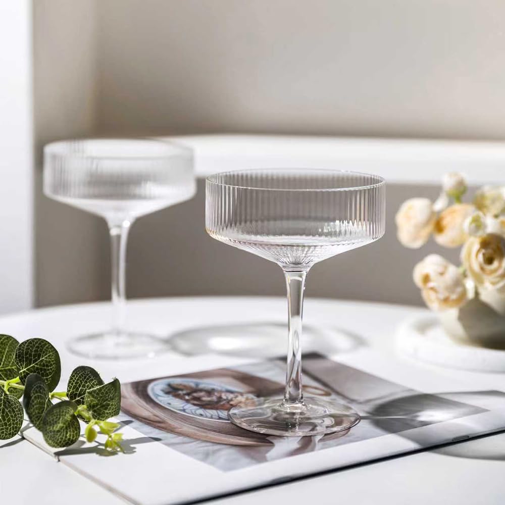 Set of 4 9 oz Coupe Cocktail Glasses B416607