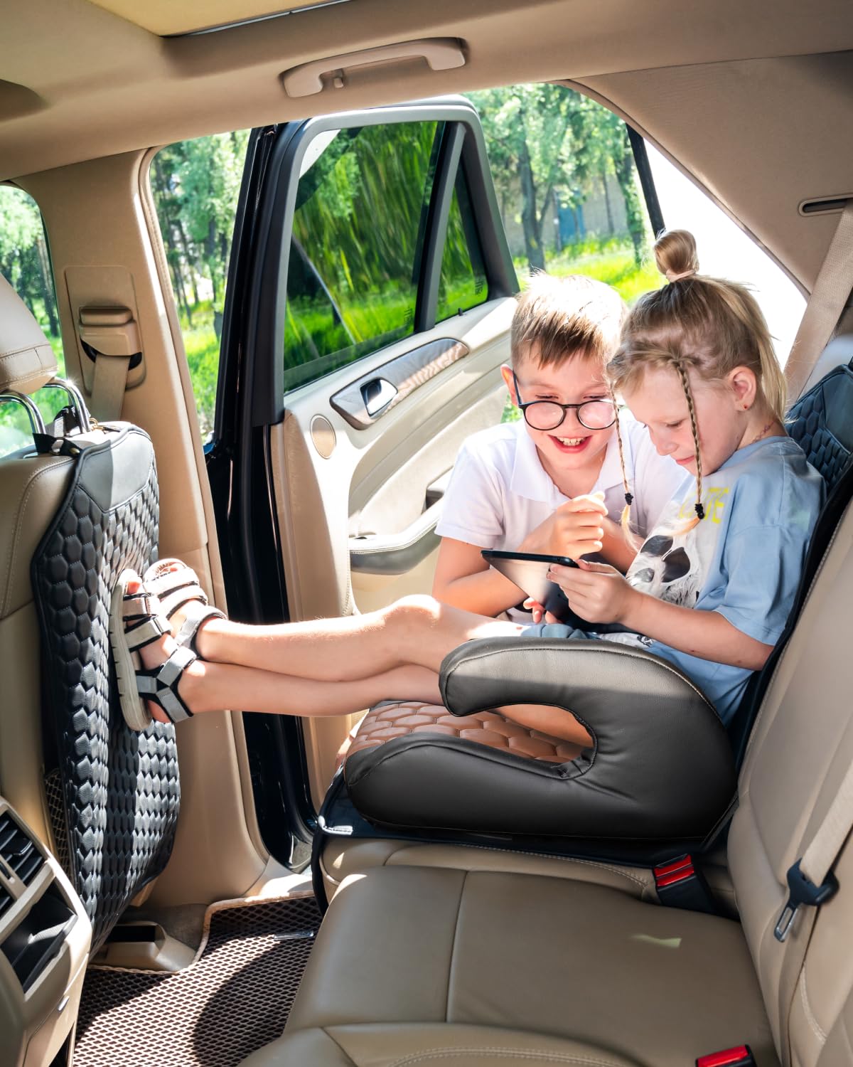 Black-Brown Backless Booster with Latch, Seat Protector & Backseat Organizer O500649