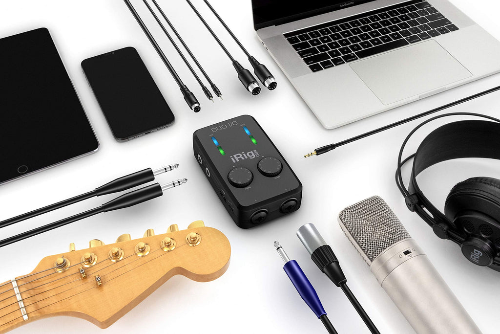 USB Audio Interface with TRS & Headphones Outputs J33047